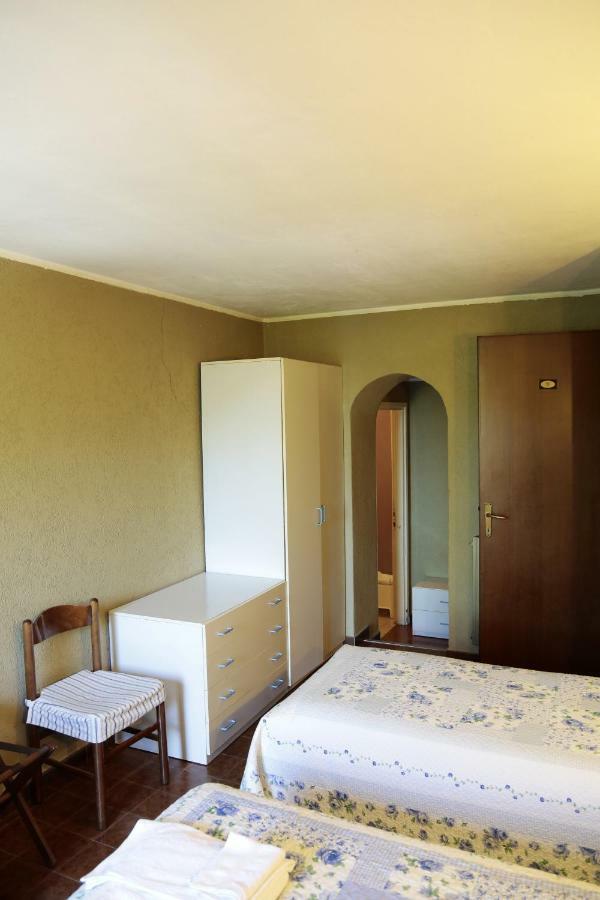 Hotel Rondanino Lanzo dʼIntelvi エクステリア 写真